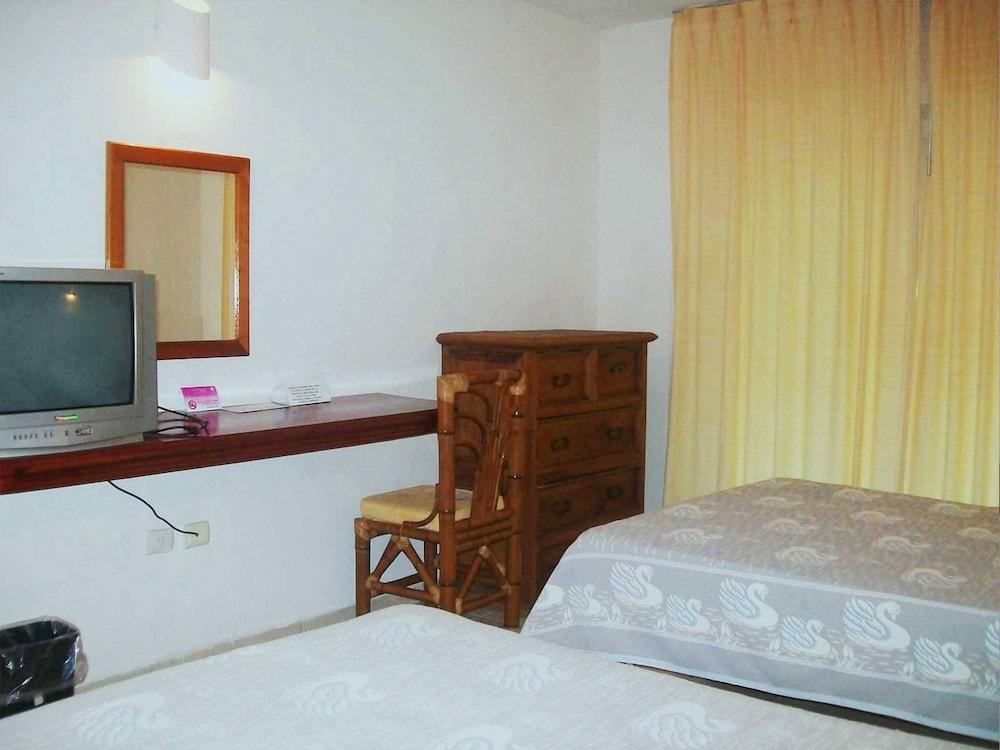 Hotel Istirincha Nautla Екстер'єр фото