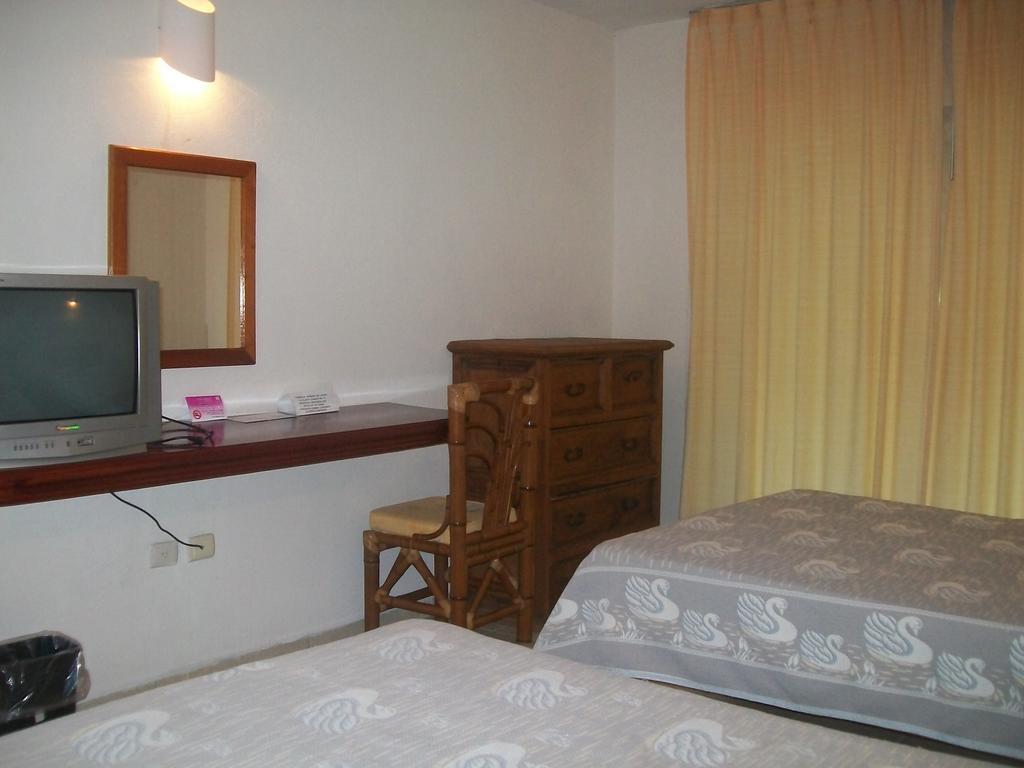 Hotel Istirincha Nautla Екстер'єр фото